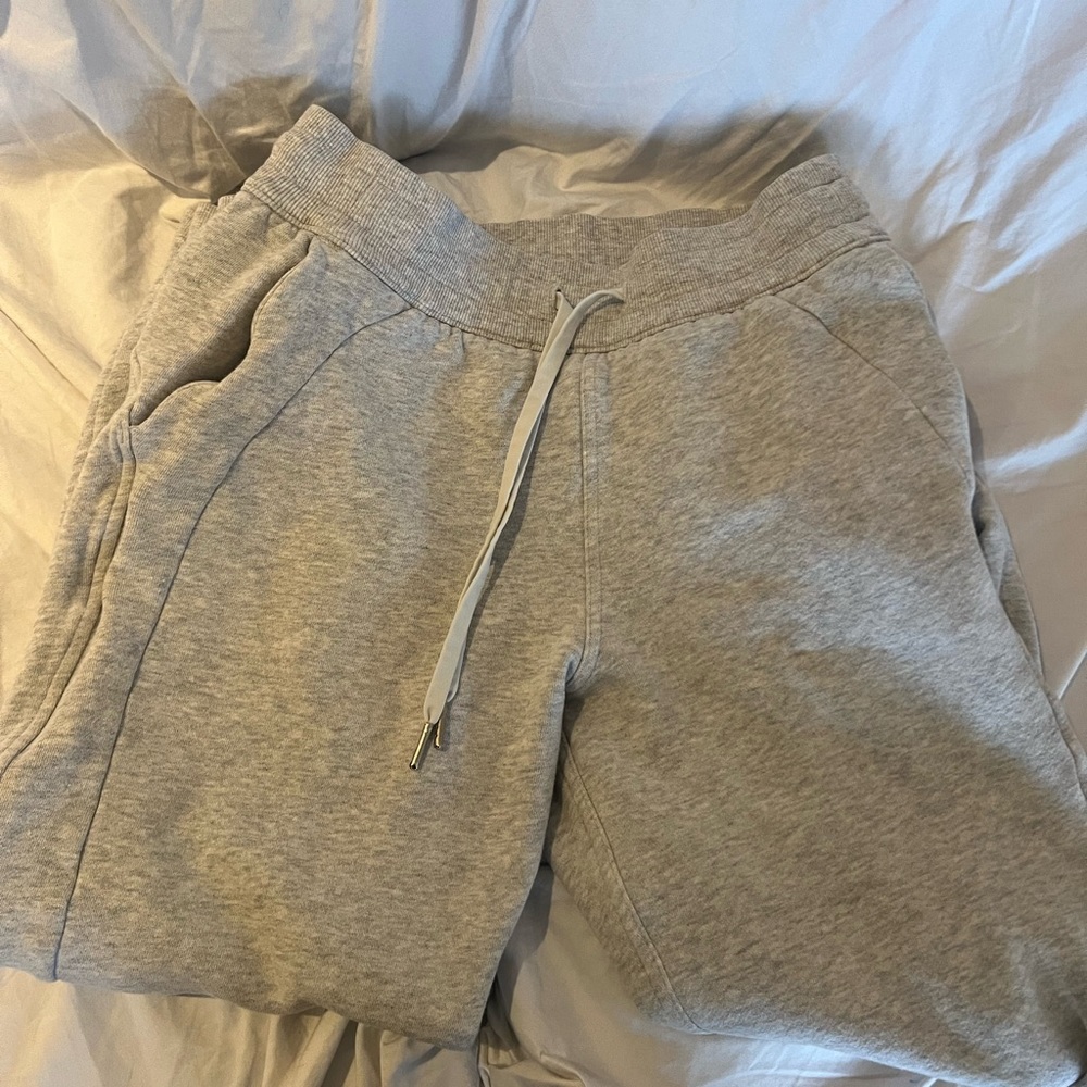 Lululemon scuba high rise sweatpants